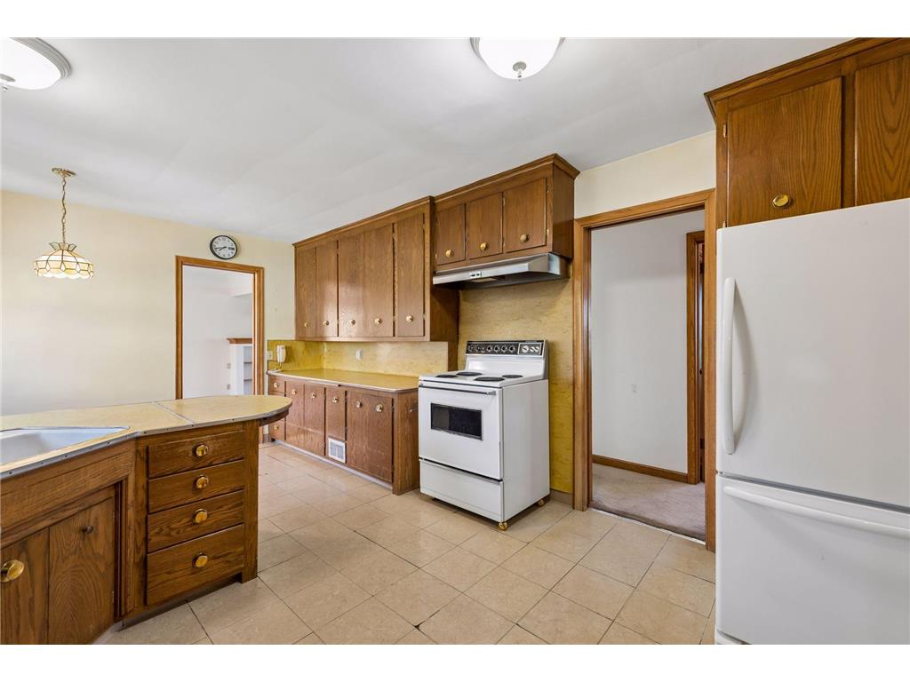 933 Edgewater Avenue Shoreview MN 55126 7070193 image9