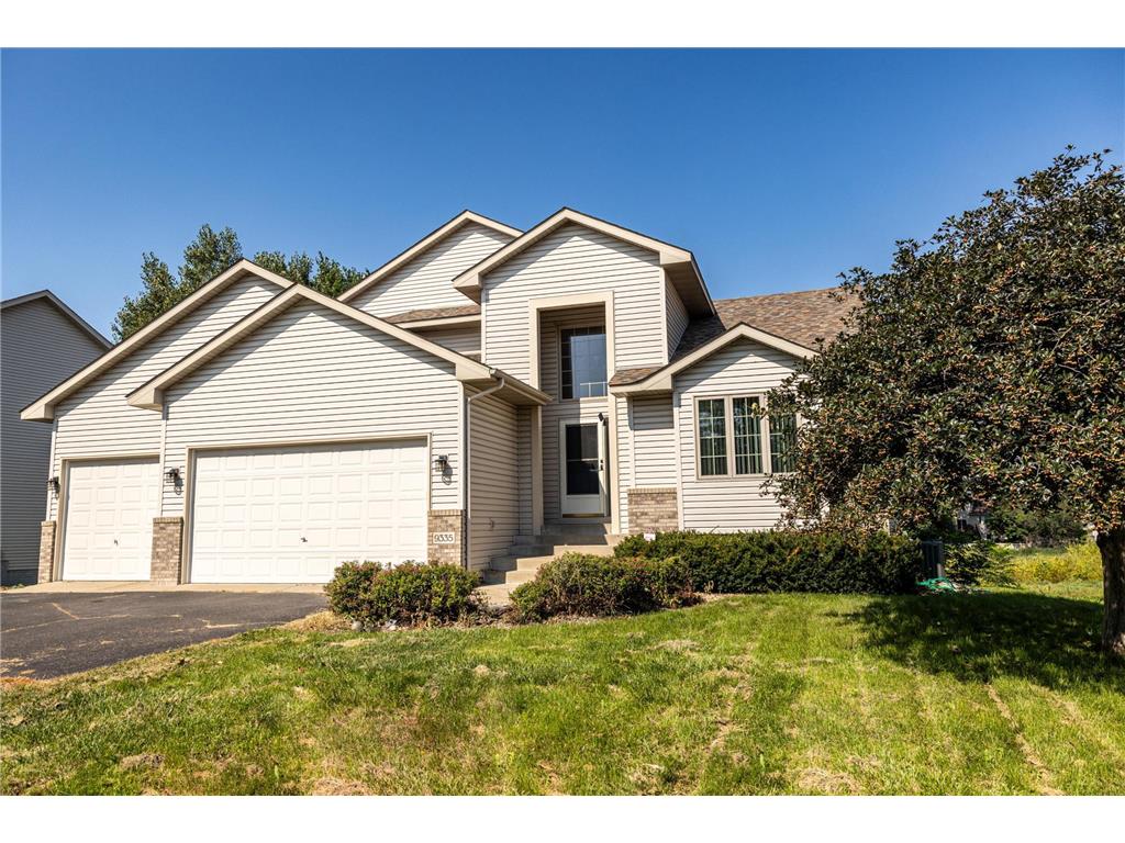 9335 Balsamfir Avenue N Brooklyn Park MN 55443 6597703 image1