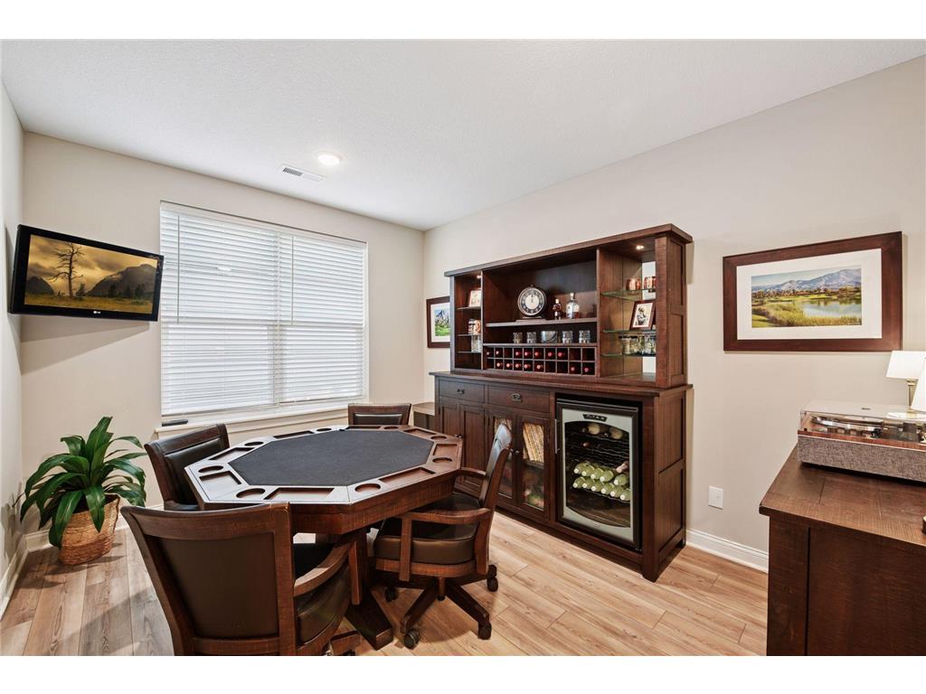 934 Goldfinch Street Chaska MN 55318 7008328 image11