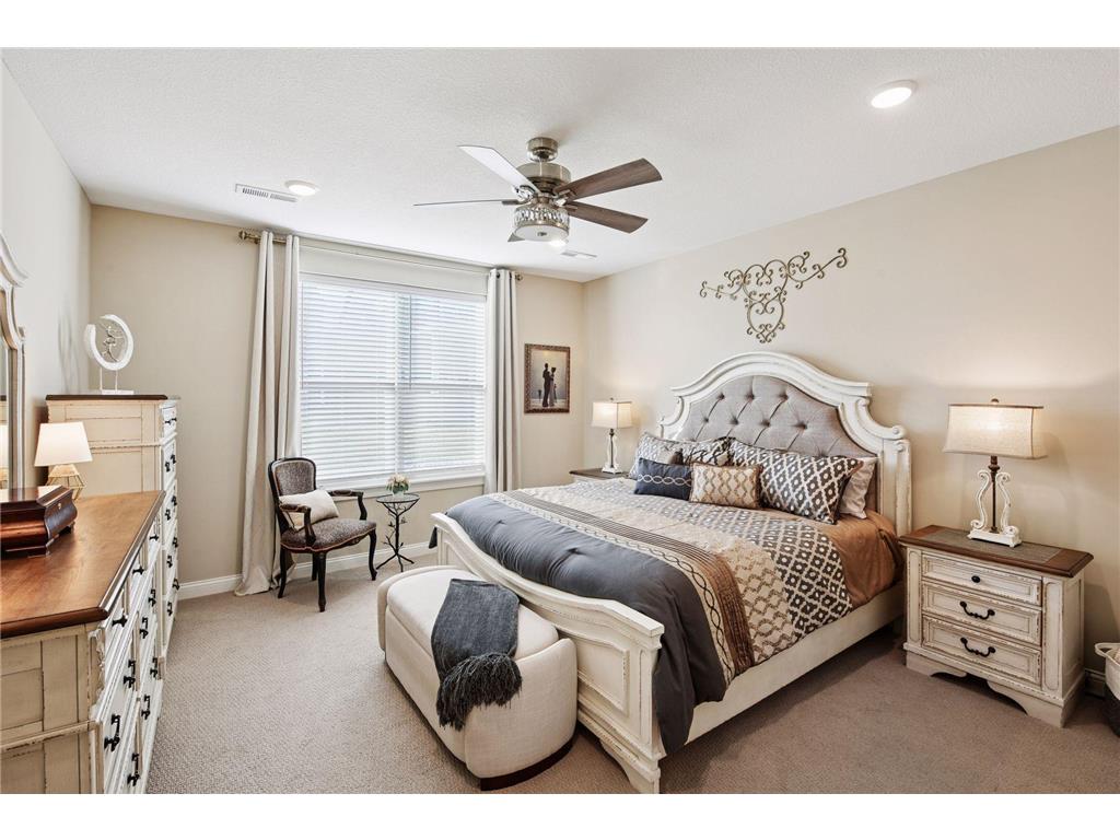 934 Goldfinch Street Chaska MN 55318 7008328 image15