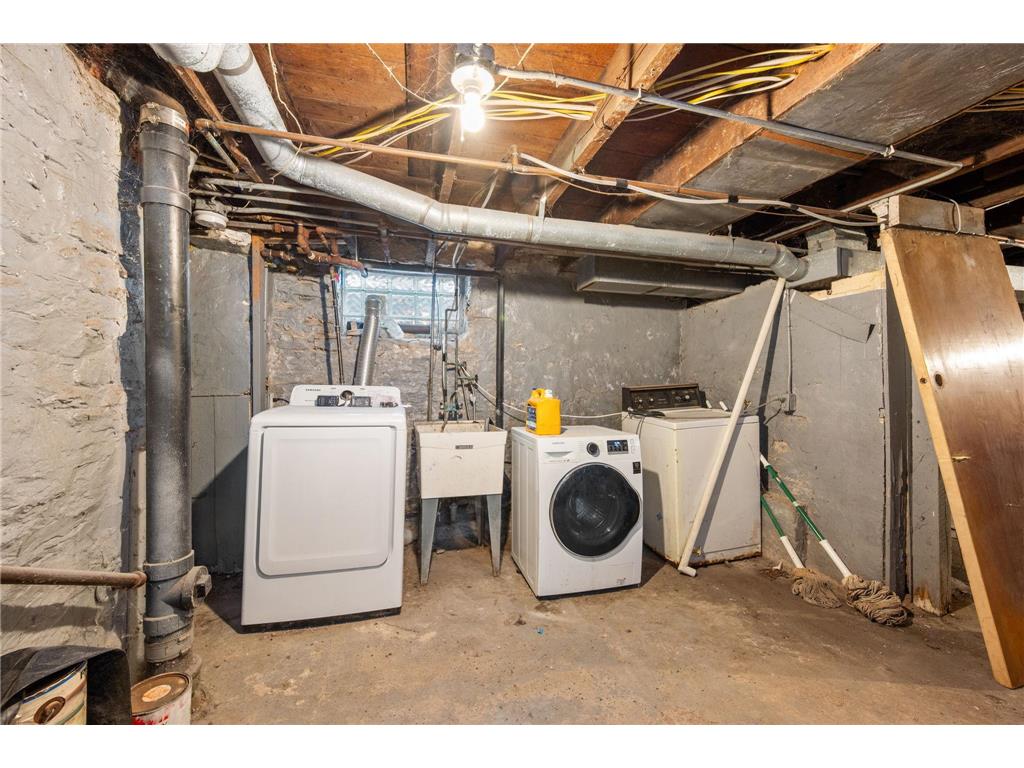 934 Juno Avenue Saint Paul MN 55102 7036099 image47