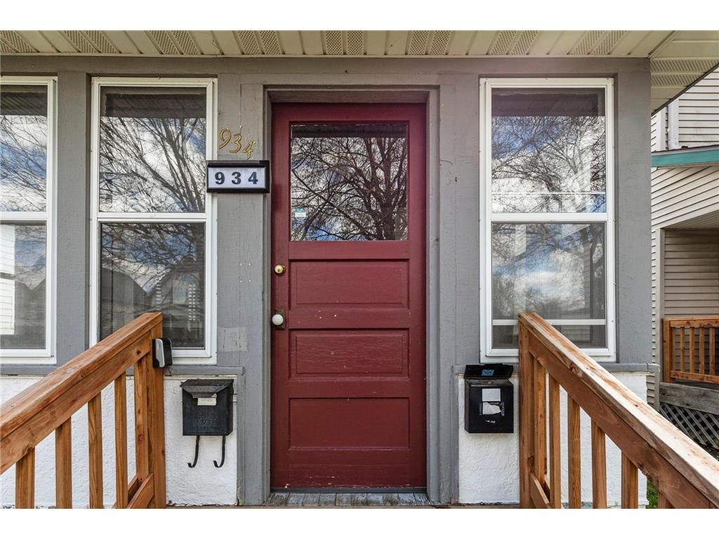 934 Juno Avenue Saint Paul MN 55102 7036099 image5