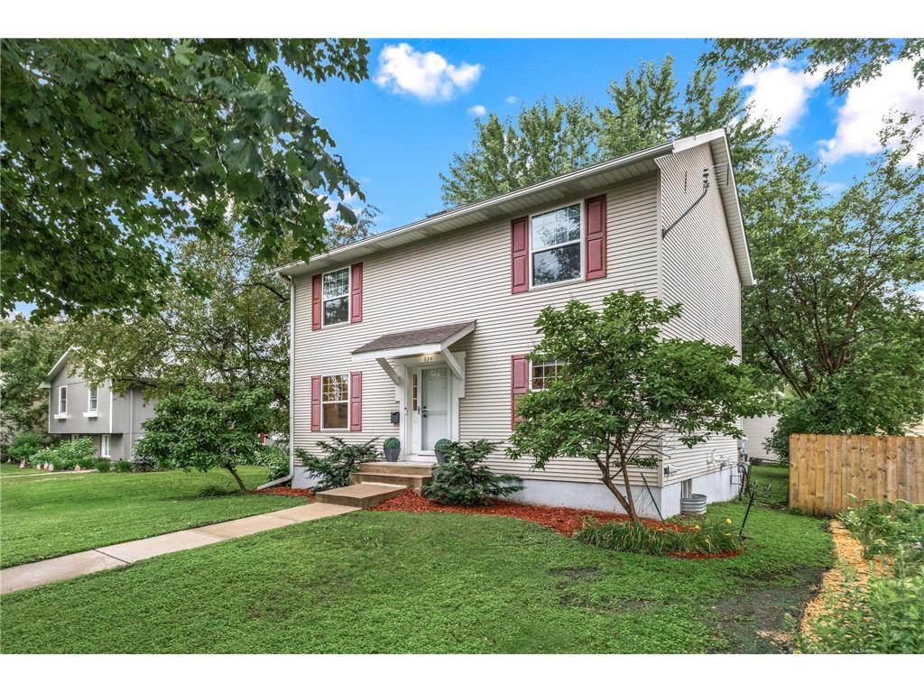 934 Randolph Avenue Saint Paul MN 55102 7078458 image1