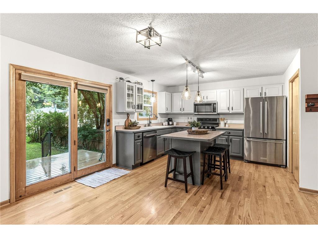 934 Randolph Avenue Saint Paul MN 55102 7078458 image12