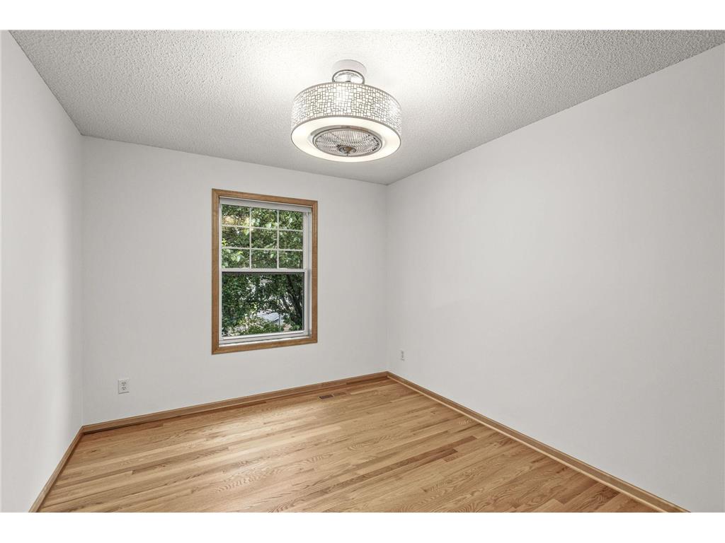 934 Randolph Avenue Saint Paul MN 55102 7078458 image27