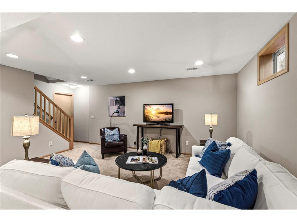 934 Randolph Avenue Saint Paul MN 55102 7078458 image30