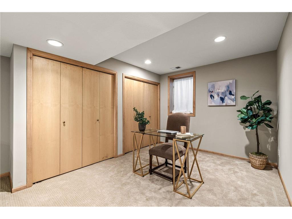 934 Randolph Avenue Saint Paul MN 55102 7078458 image32