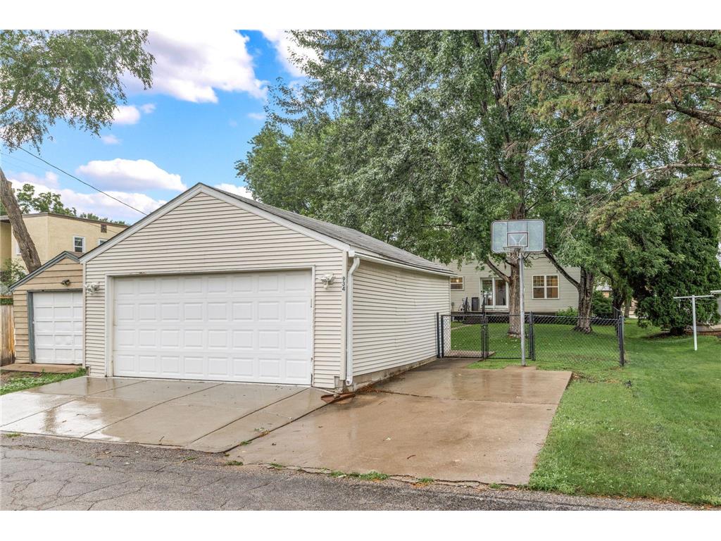 934 Randolph Avenue Saint Paul MN 55102 7078458 image38