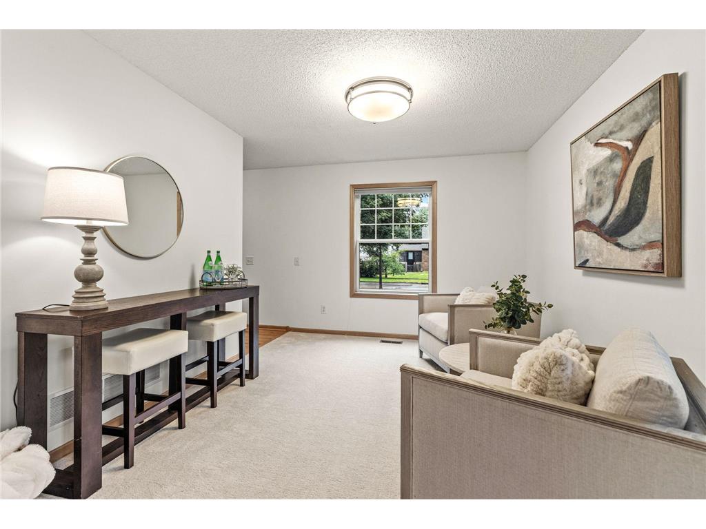 934 Randolph Avenue Saint Paul MN 55102 7078458 image7