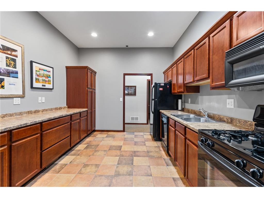 9340 Hennepin Town Road Eden Prairie MN 55347 7084200 image27