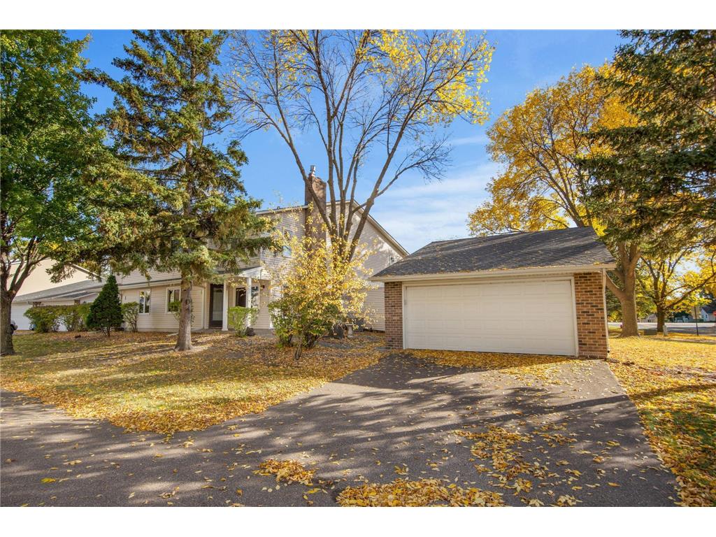 9340 Ranchview Lane N Maple Grove MN 55369 6806484 image1