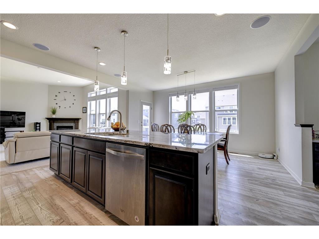 9343 Compass Pointe Road Woodbury MN 55129 7082552 image11