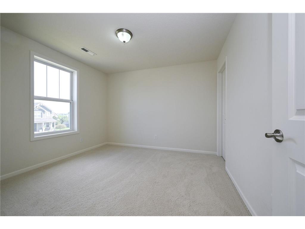 9343 Compass Pointe Road Woodbury MN 55129 7082552 image26
