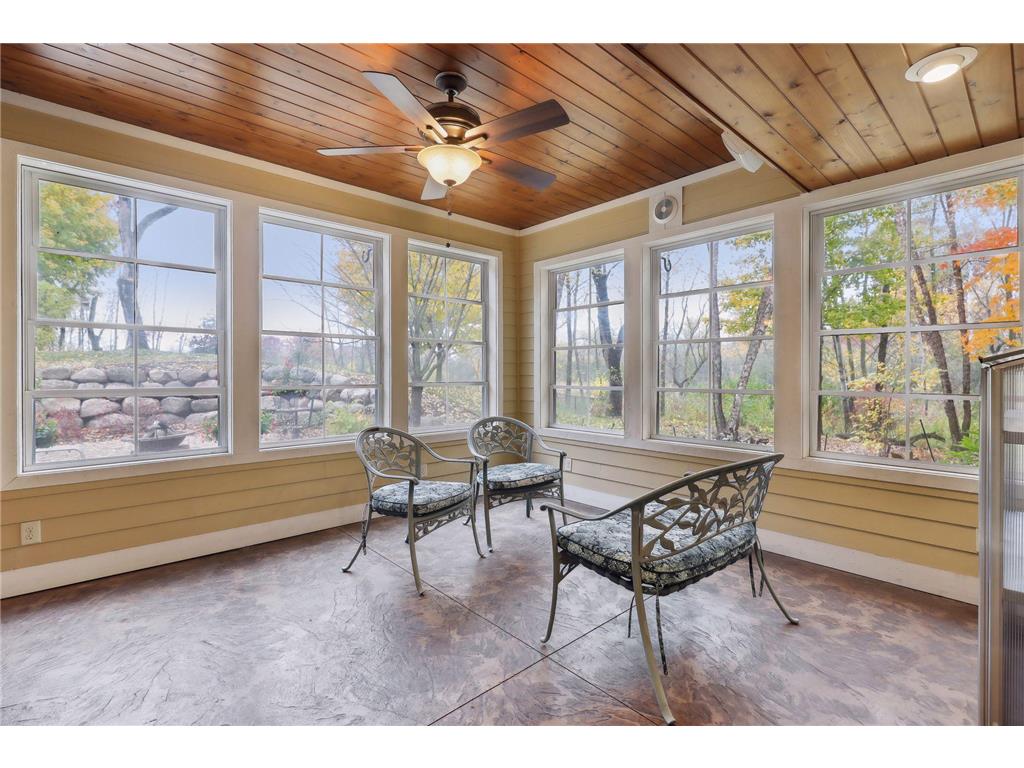 9345 Amber Drive, Credit River, MN, 55044 MLS 6504583 Edina Realty