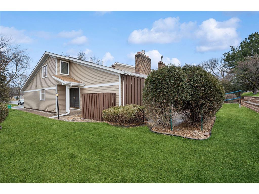 9346 Nesbitt Road, Bloomington, MN, 55437 MLS 6470540 Edina Realty