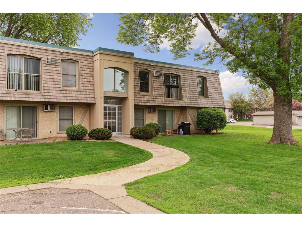 935 11th Avenue S #3 Hopkins MN 55343 6371720 image1