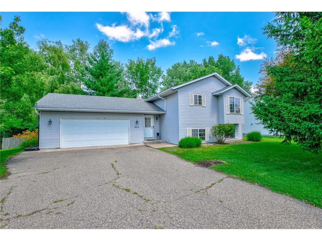 935 2nd Avenue SW Forest Lake MN 55025 7094325 image1