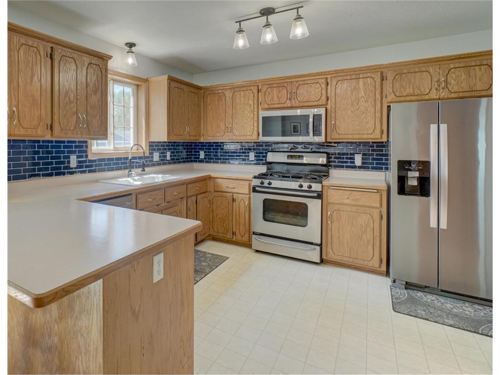 935 2nd Avenue SW Forest Lake MN 55025 7094325 image3