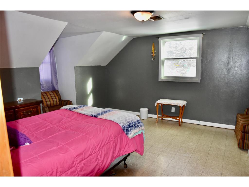 935 4th Street NE Sibley IA 51249 6826776 image17