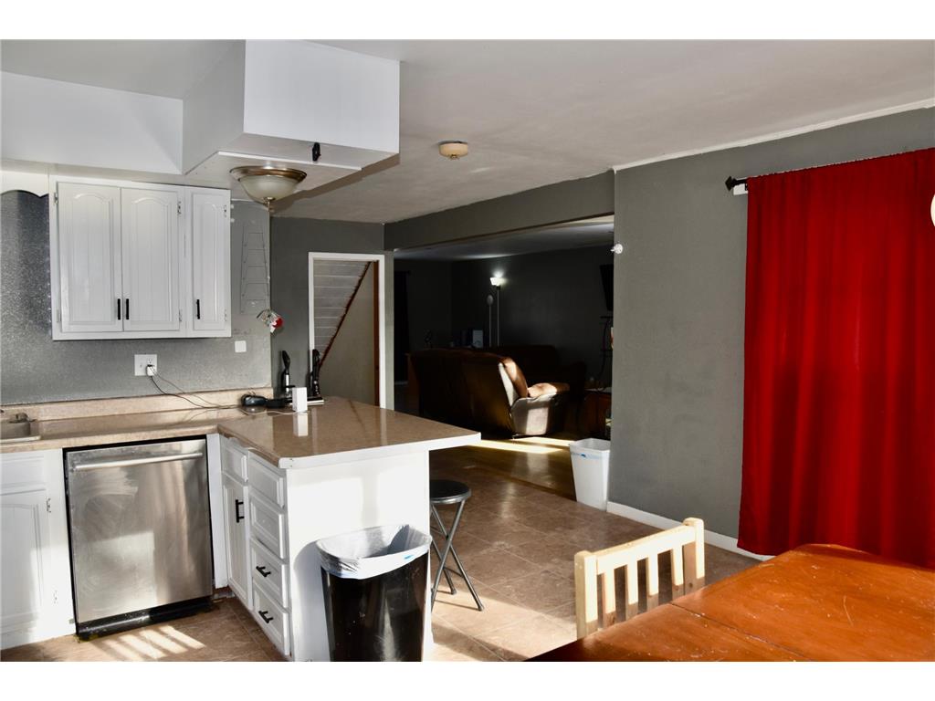 935 4th Street NE Sibley IA 51249 6826776 image8