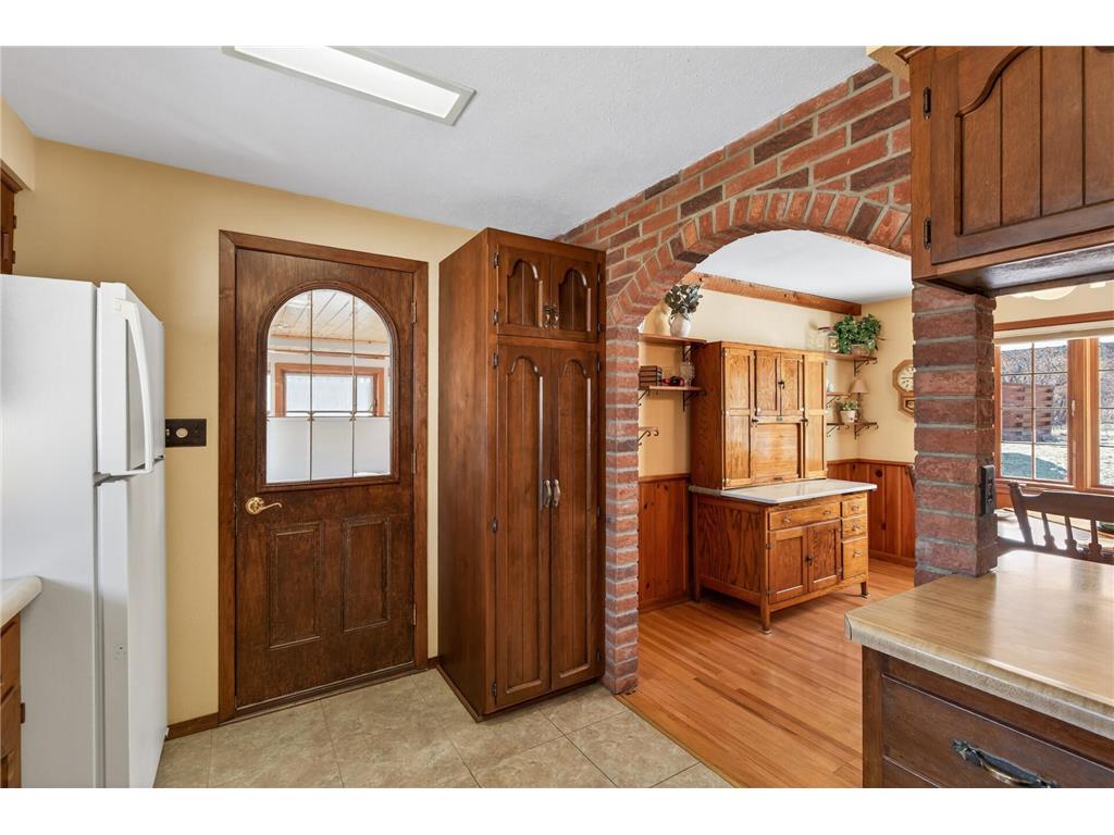 935 Century Avenue N Maplewood MN 55119 6823177 image14