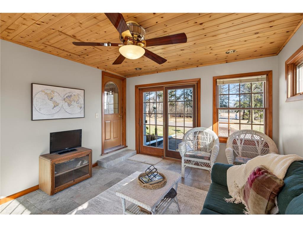 935 Century Avenue N Maplewood MN 55119 6823177 image17