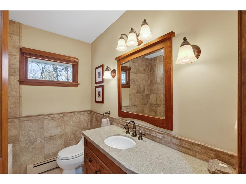 935 Century Avenue N Maplewood MN 55119 6823177 image22
