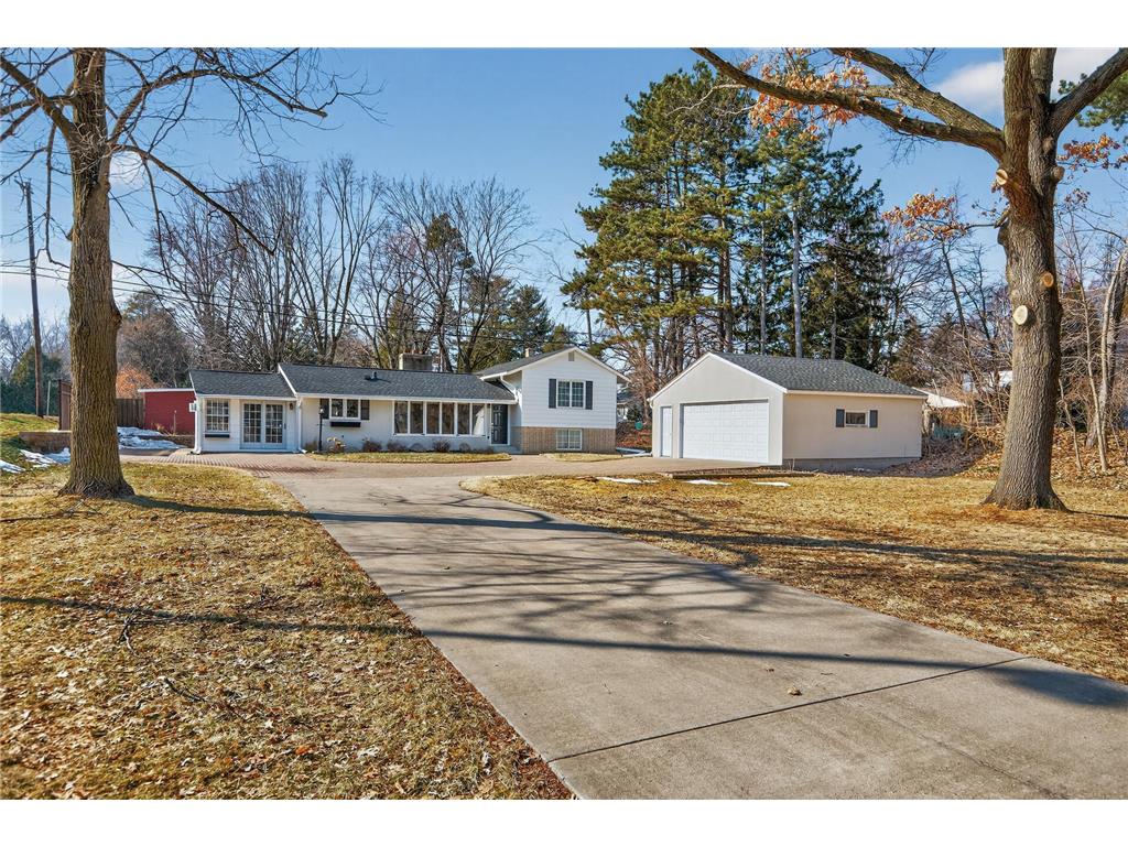 935 Century Avenue N Maplewood MN 55119 6823177 image36