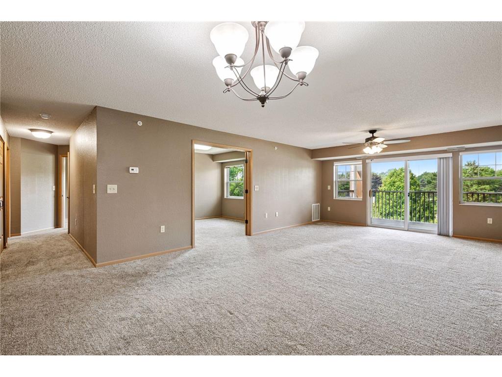 935 Ferndale Street N #302 Maplewood MN 55119 7008372 image16