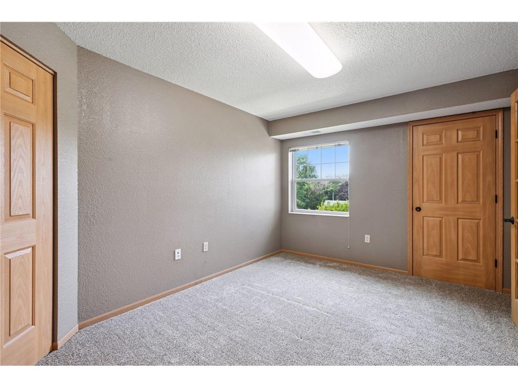 935 Ferndale Street N #302 Maplewood MN 55119 7008372 image20