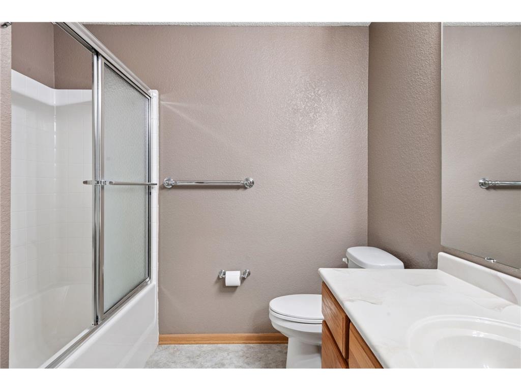 935 Ferndale Street N #302 Maplewood MN 55119 7008372 image30