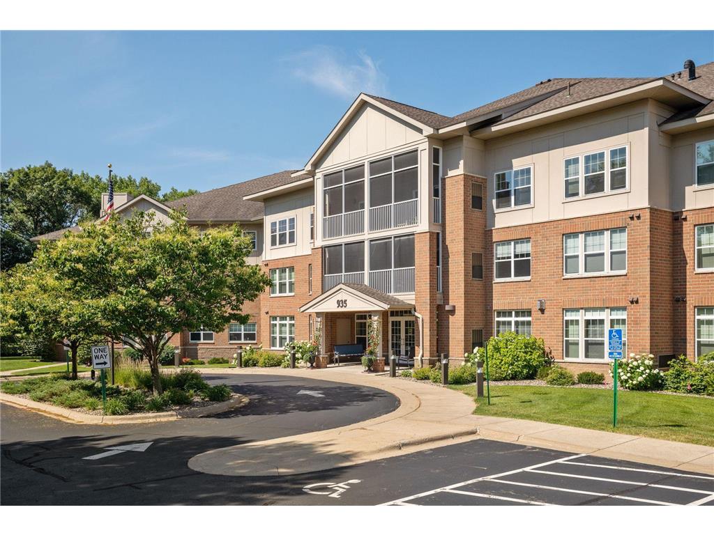 935 Ferndale Street N #302 Maplewood MN 55119 7008372 image48
