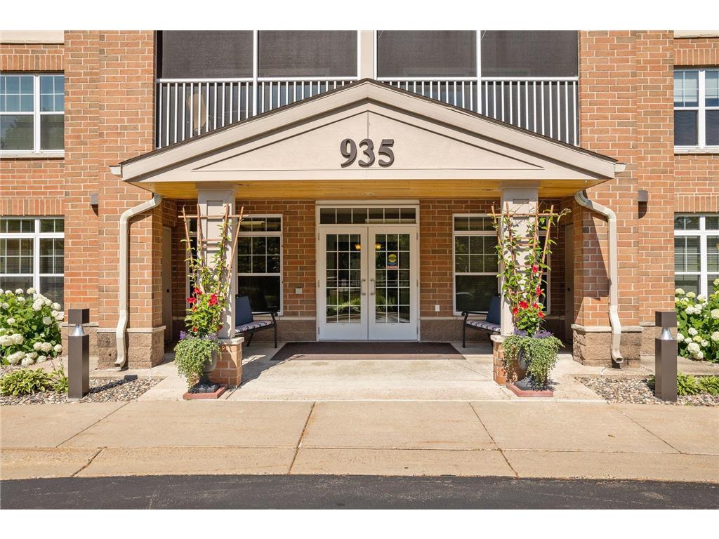 935 Ferndale Street N #302 Maplewood MN 55119 7008372 image5