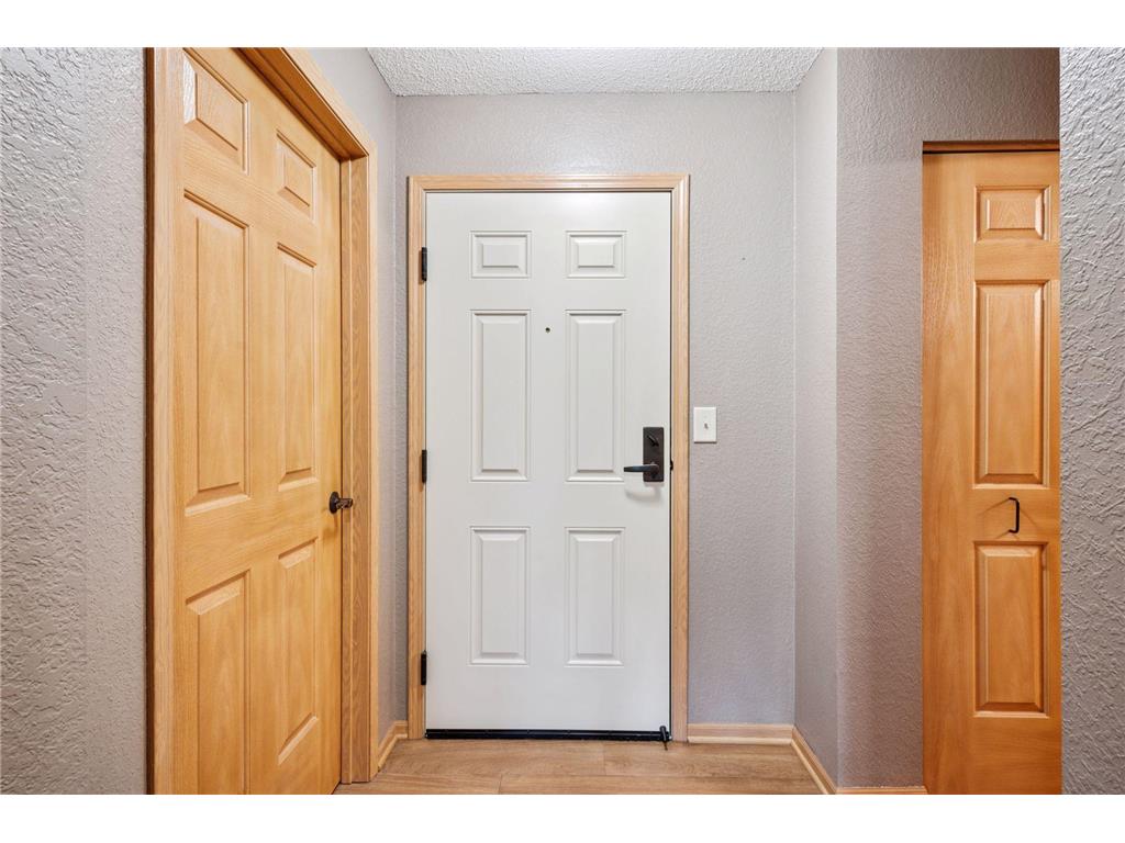 935 Ferndale Street N #302 Maplewood MN 55119 7008372 image7