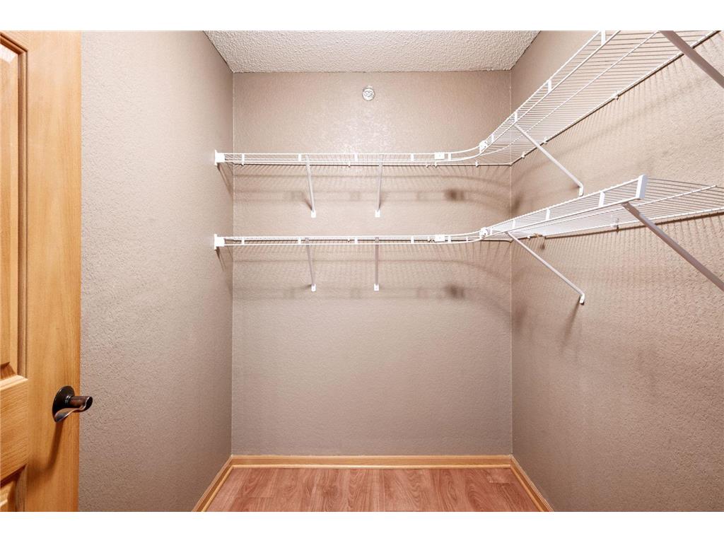 935 Ferndale Street N #302 Maplewood MN 55119 7008372 image8