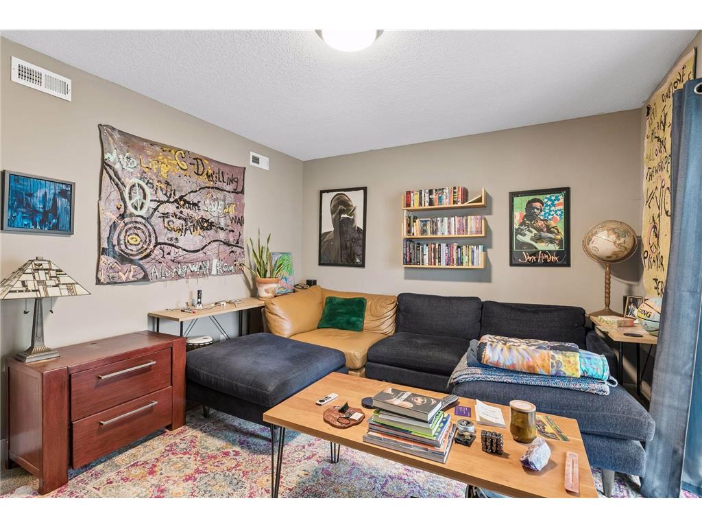 935 Iglehart Avenue Saint Paul MN 55104 7082620 image18