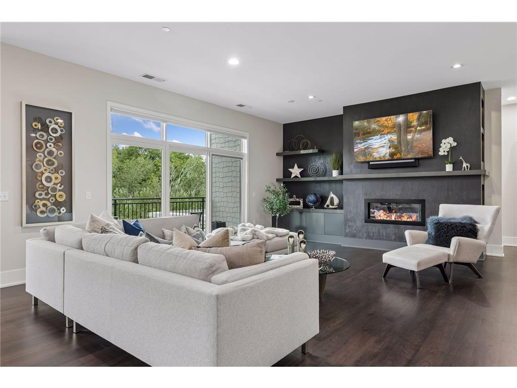 935 Lake Street E #202 Wayzata MN 55391 7113687 image2