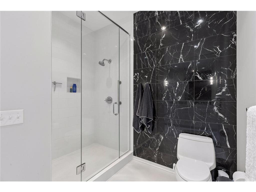 935 Lake Street E #202 Wayzata MN 55391 7113687 image20