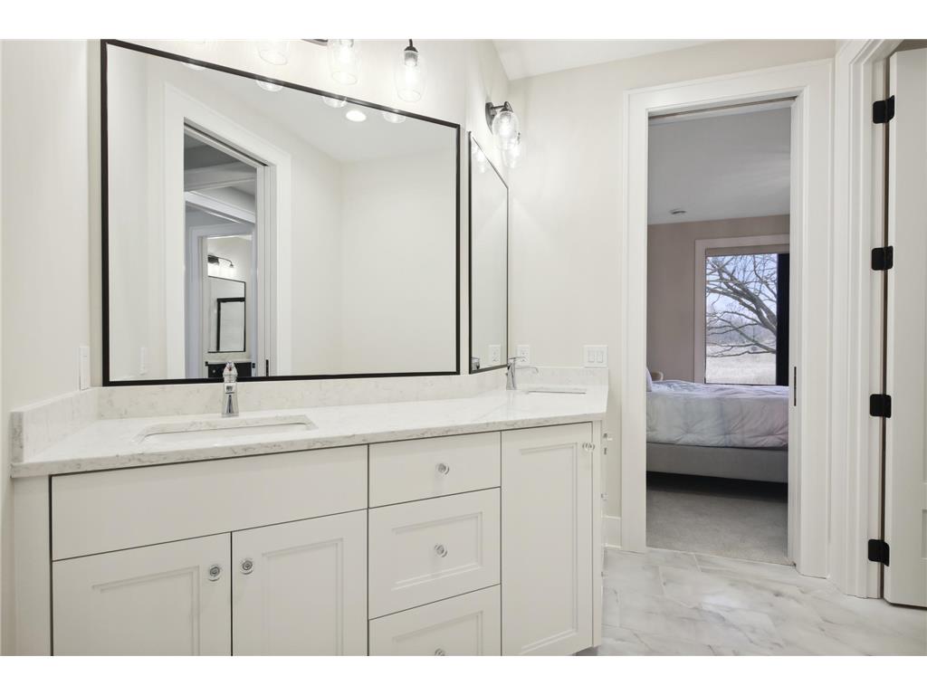 935 Lakewood Hills Road Eagan MN 55123 6788358 image61