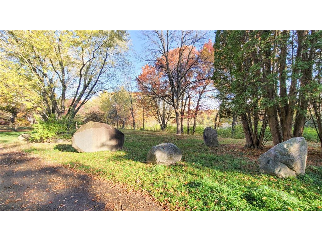 935 Lakewood Hills Road Eagan MN 55123 6788358 image73