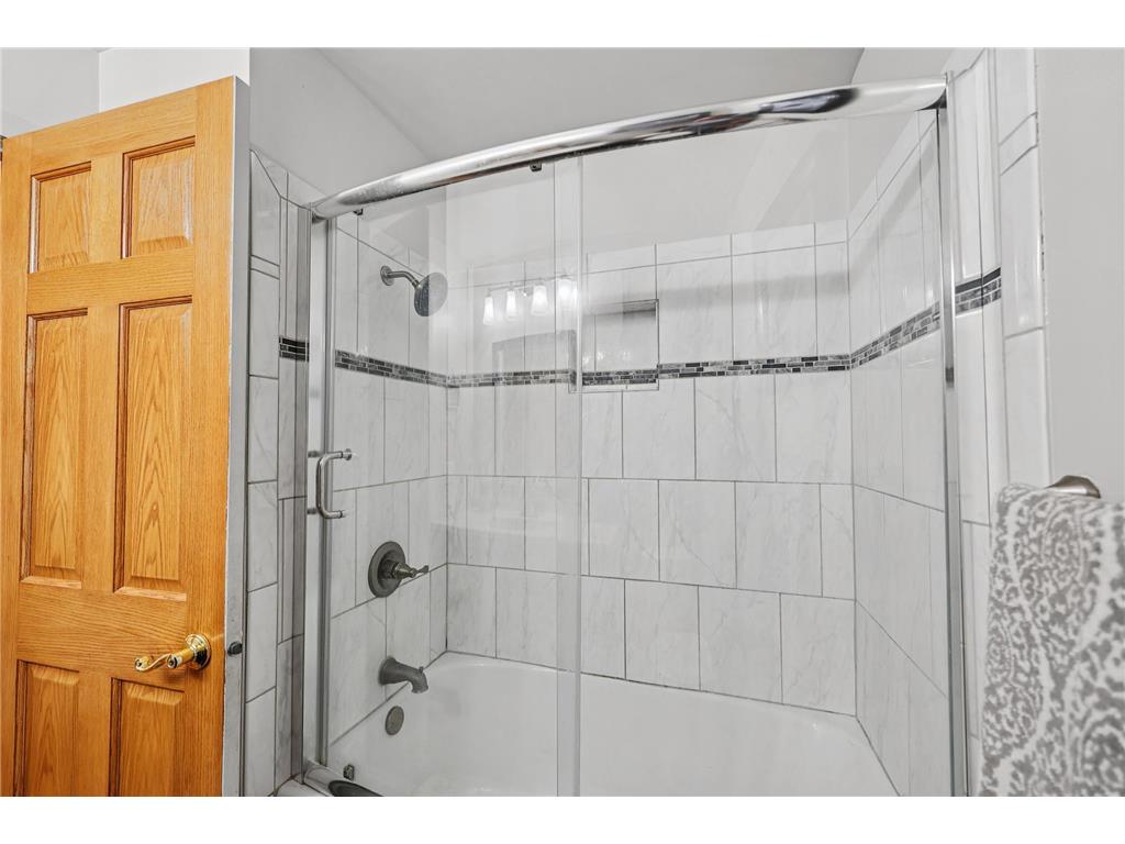 935 Ridge Pass Hudson WI 54016 6798133 image16