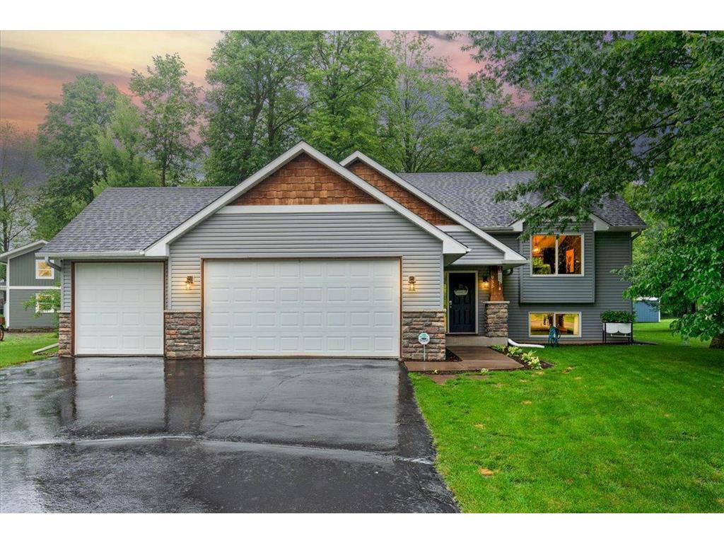 935 Sunflower Way Amery WI 54001 6745771 image1