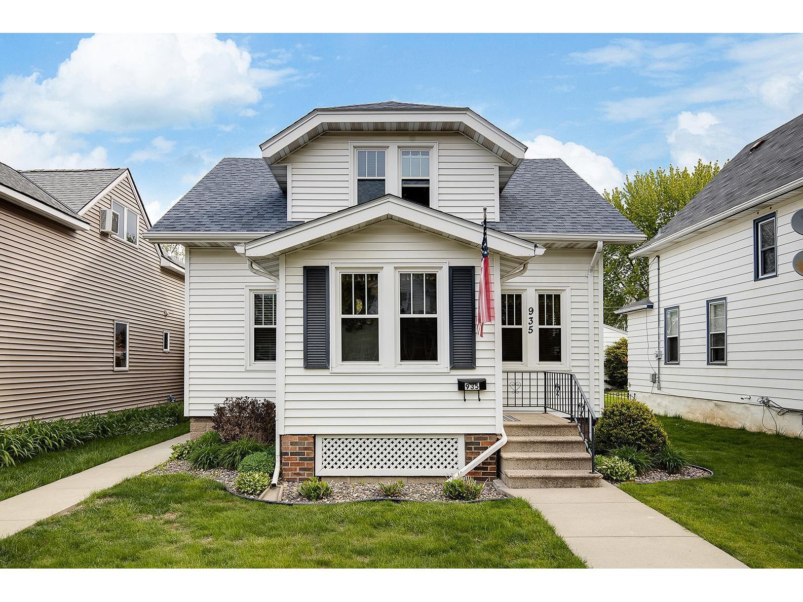 935 Watson Avenue, Saint Paul, MN 55102 MLS 5758185 Edina Realty