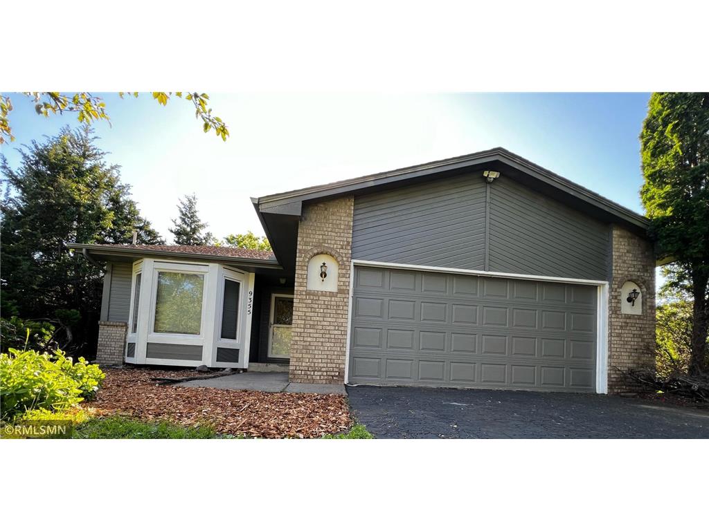 9355 Vincent Avenue N Brooklyn Park MN 55444 6551687 image1