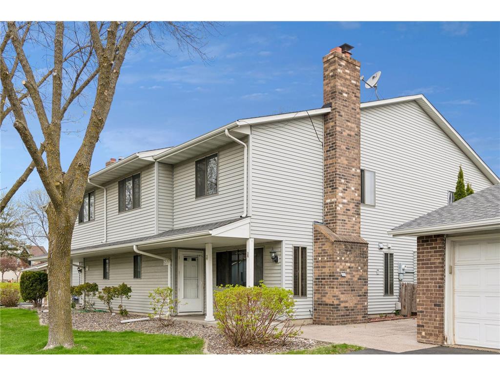 9357 Ranchview Lane N Maple Grove MN 55369 7070002 image1