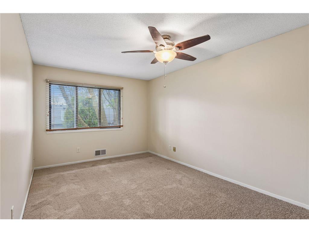 9357 Ranchview Lane N Maple Grove MN 55369 7070002 image18
