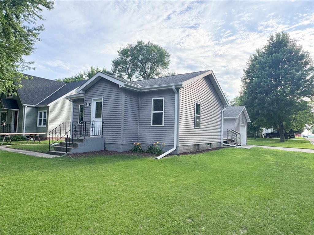 936 Adams Avenue Westbrook MN 56183 6750207 image1
