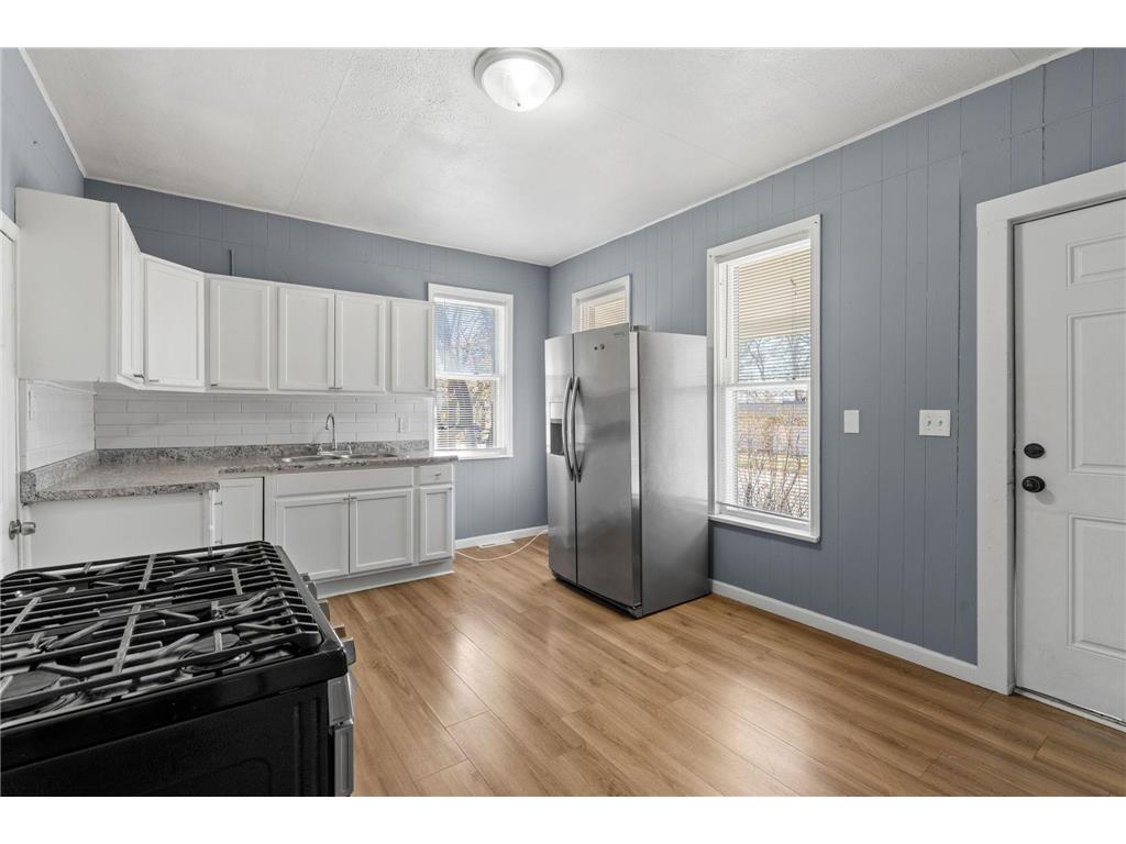 936 Duchess Street Saint Paul MN 55106 7038202 image12