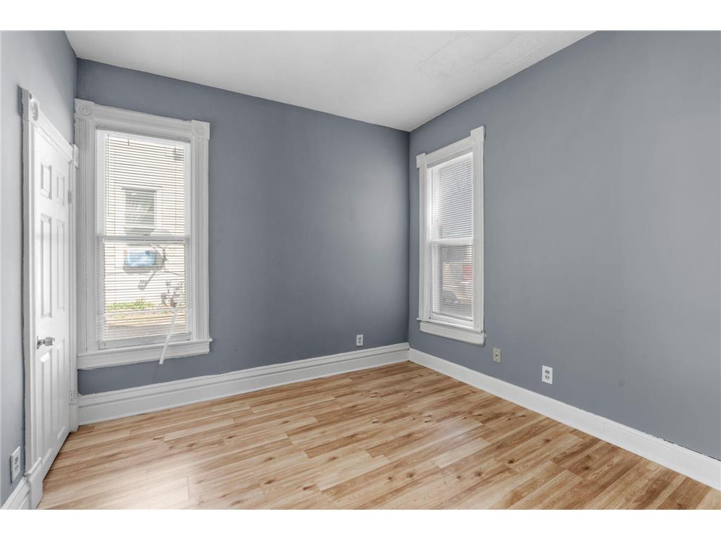 936 Duchess Street Saint Paul MN 55106 7038202 image16