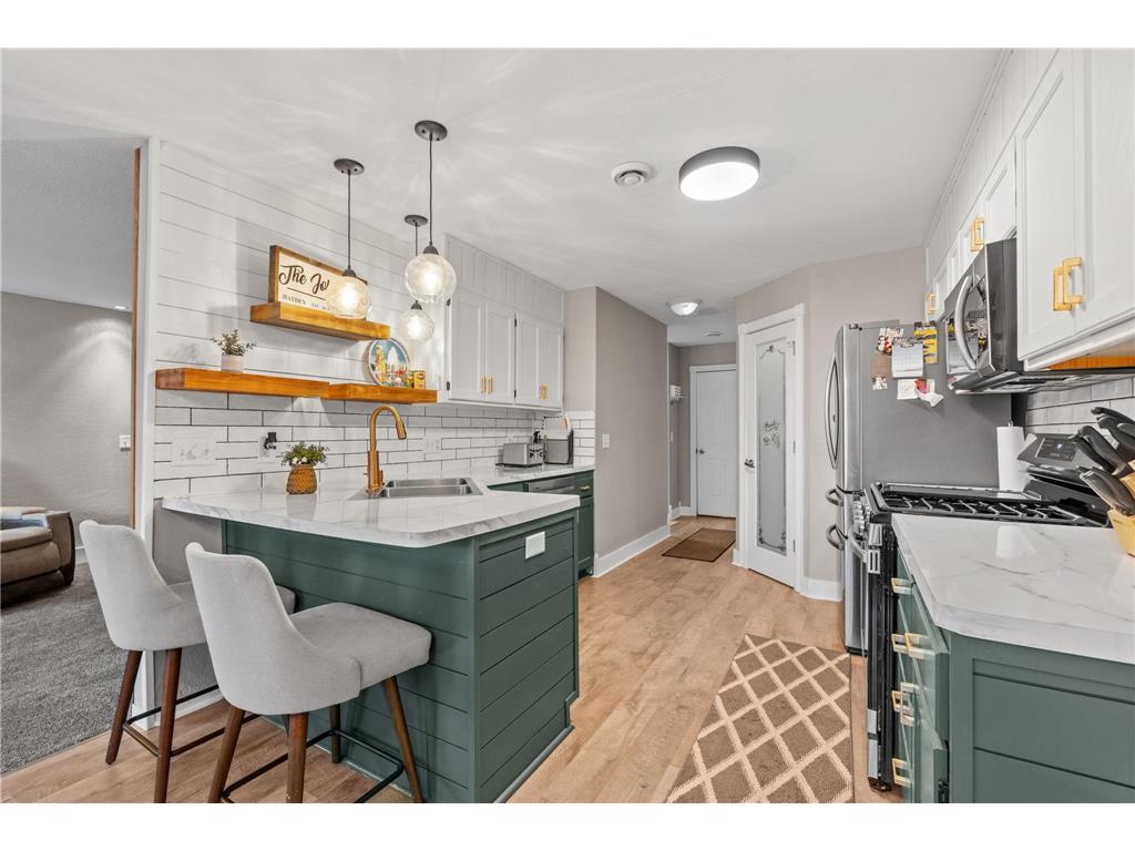 936 Golden Way NW Isanti MN 55040 7057989 image1